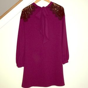 CeCe by Cynthia Steffe BOW BACK shift dress